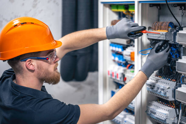 Best Affordable Emergency Electrician  in White Oak, PA